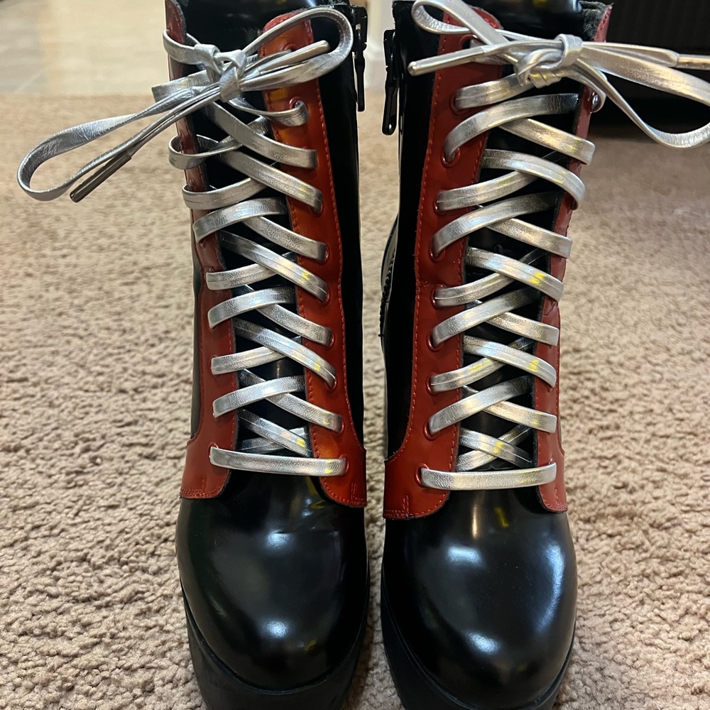 Steve Madden custom design Black, Red and Silver Lace-Up Platform Boots with
